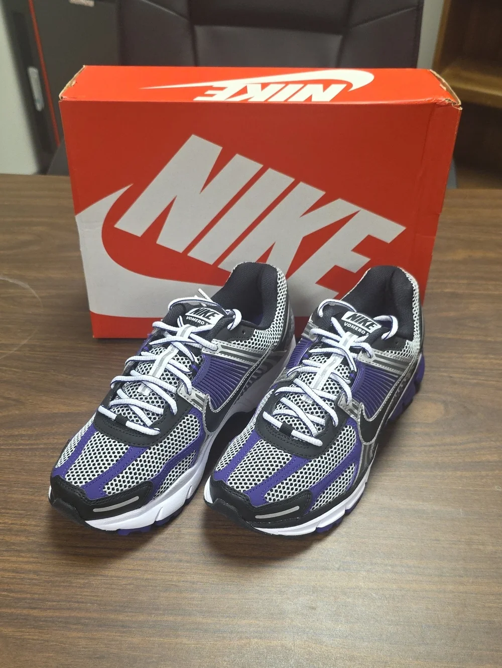 Nike Zoom Vomero 5 Metallic Silver/Court Purple IM2220-095 Men's 10.5 New